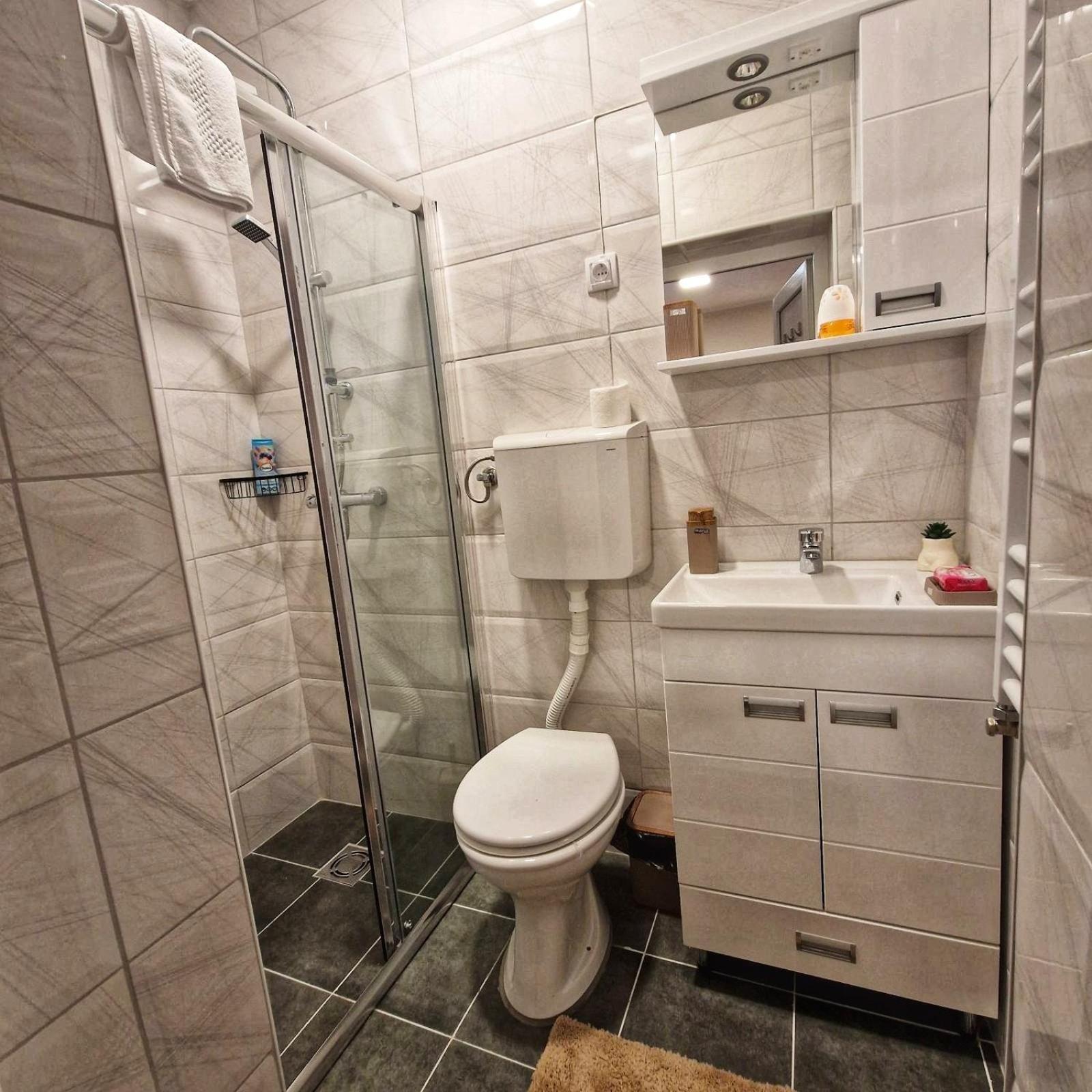 Dorce Apartmani Horgos Exteriör bild